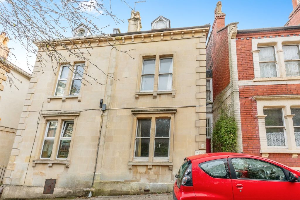 Property photo 1 of 14