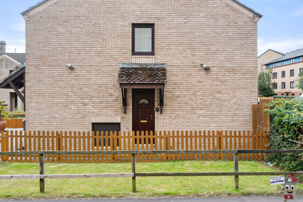 Property photo 2 of 8