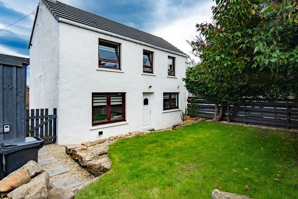 Property photo 1 of 34