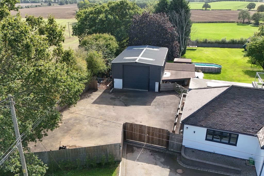 Property photo 2 of 49 Mw26-3116
