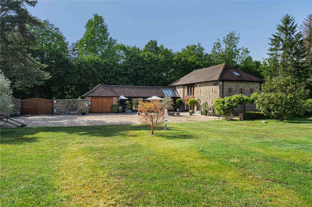 Property photo 1 of 13 External
