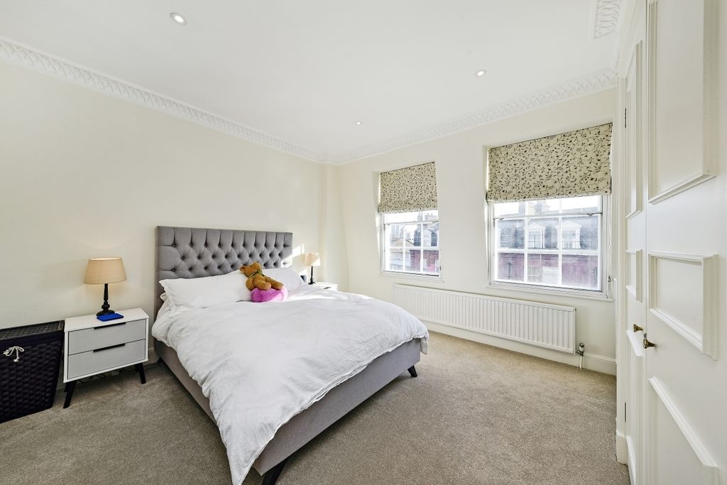 Property photo 3 of 9 3
