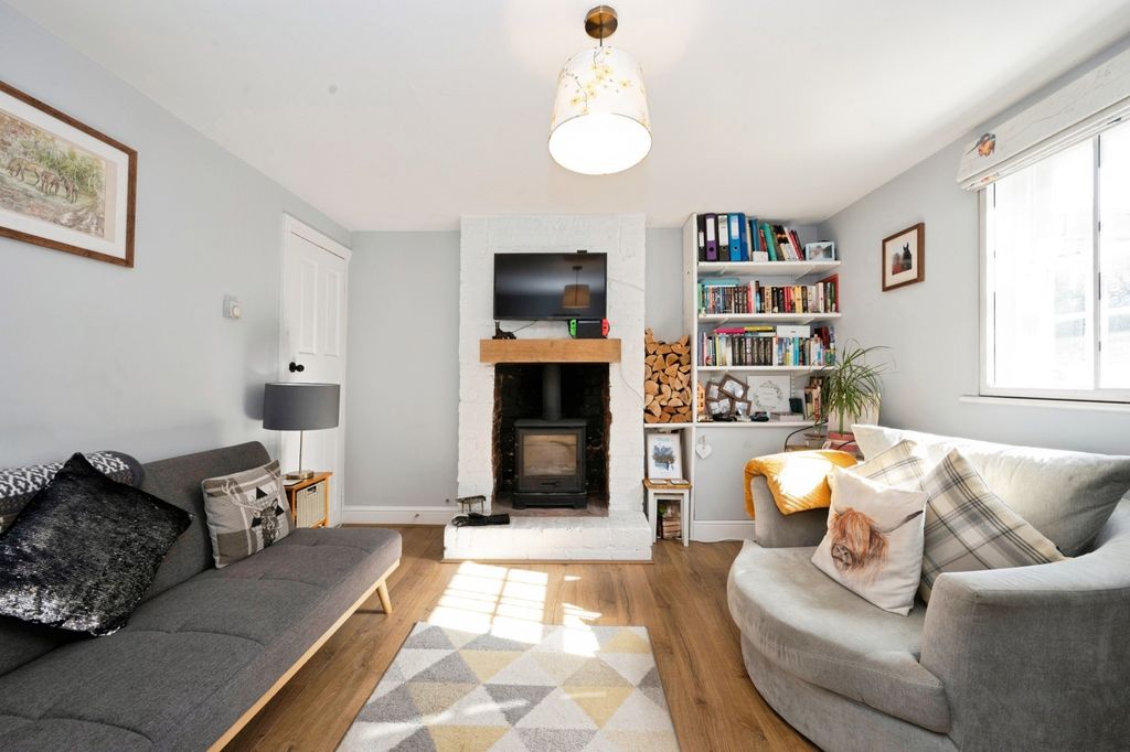 Property photo 2 of 31 Pbox-Img.Jpg