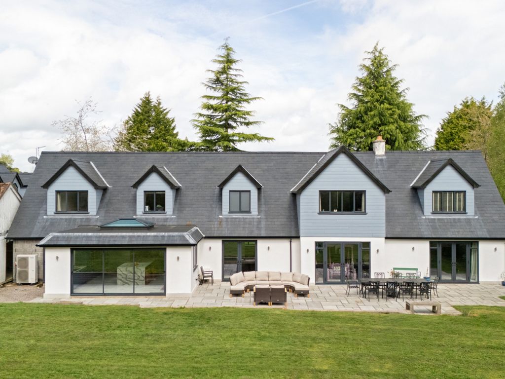 Additional image 15 of 6 bed country house for salePortsmouth Road, Liphook GU30