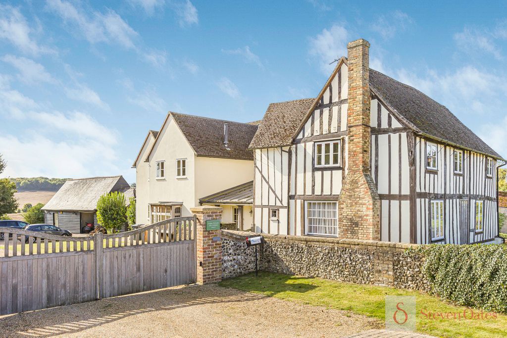 Property photo 1 of 41 60_38806_Watermarked