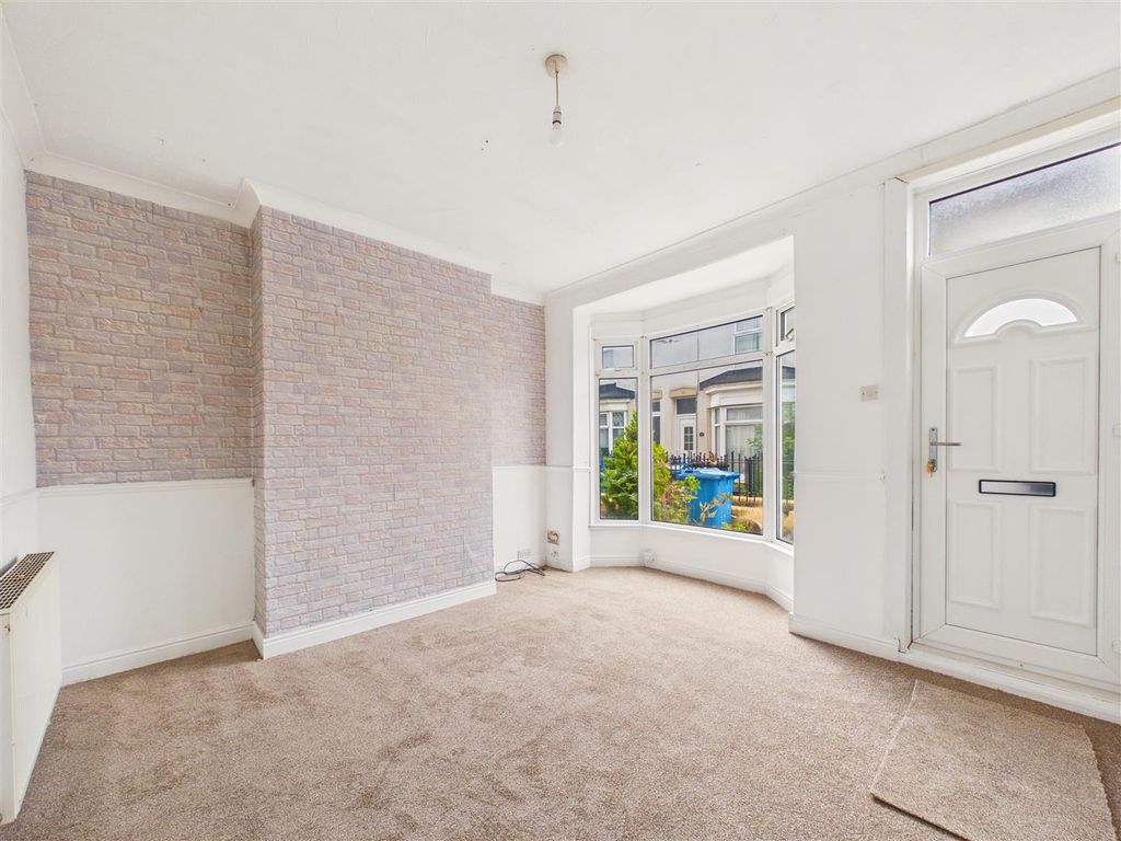 Property photo 2 of 7 Cam05451G0-Pr0177-Still003.Jpg
