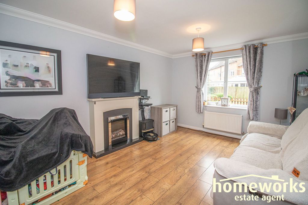 Property photo 3 of 15