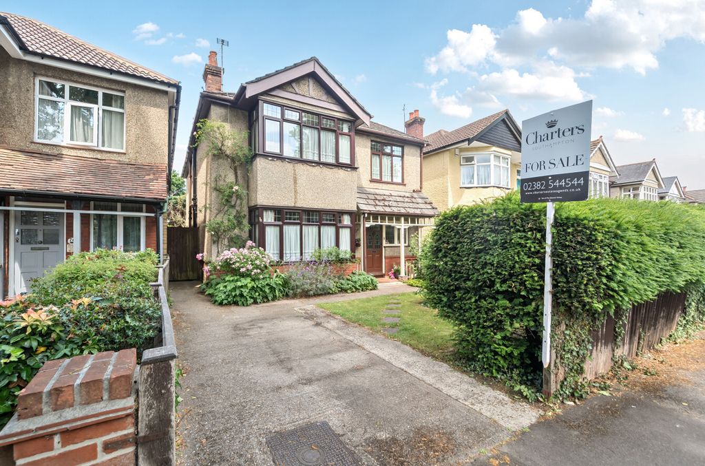 Property photo 1 of 16 1311113-4-6851530...
