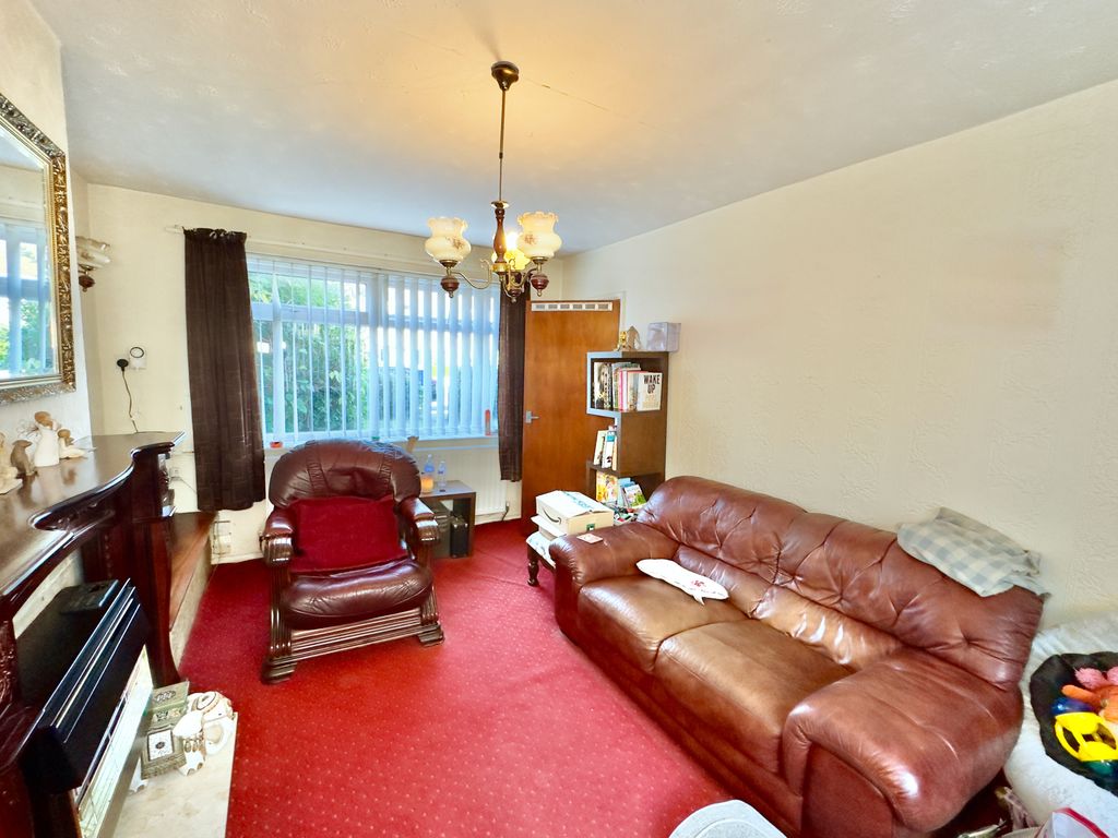 Property photo 3 of 24