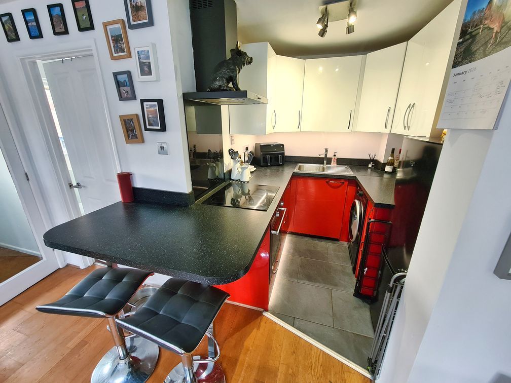 Property photo 3 of 10