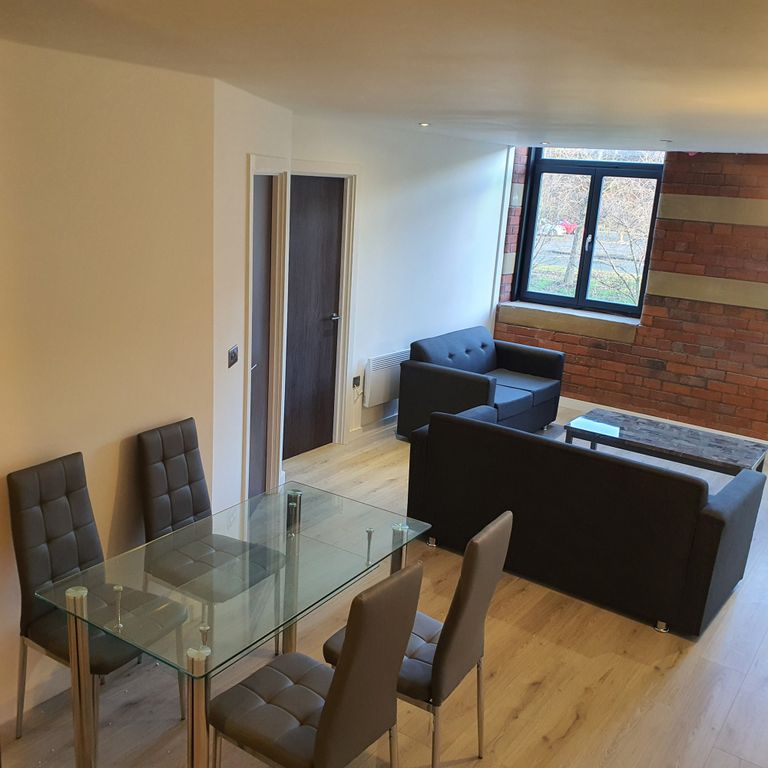 Property photo 2 of 16