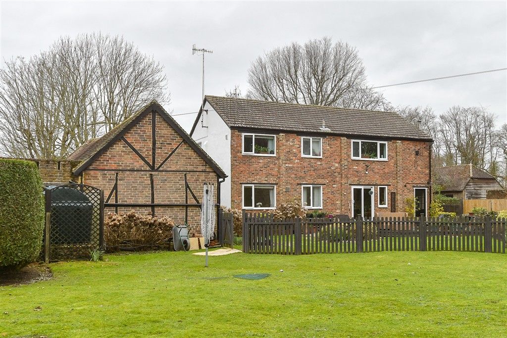 Property photo 2 of 21 Rear Garden