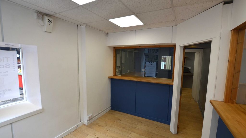 Property photo 2 of 7 Allied-Surveyors-Scotland-127A Rose Street-Retail-