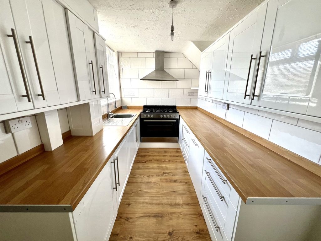 Property photo 2 of 7 Img_2734