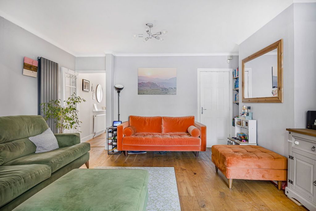 Property photo 2 of 15
