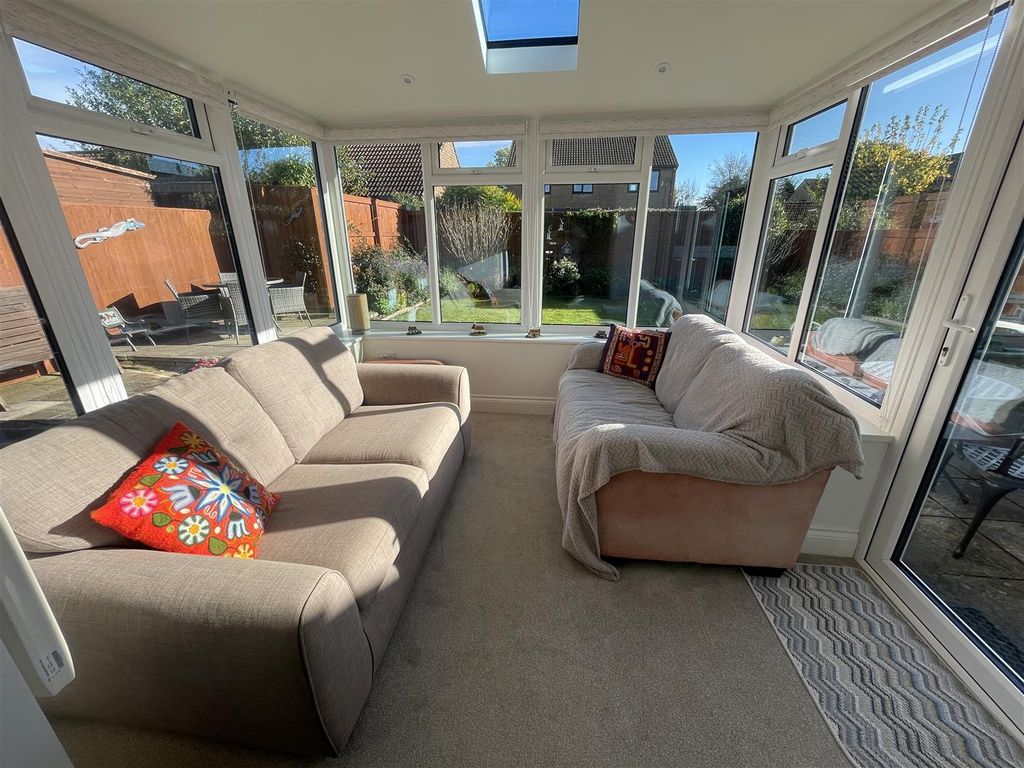 Property photo 2 of 10