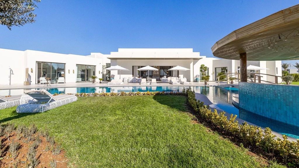 Property photo 2 of 75