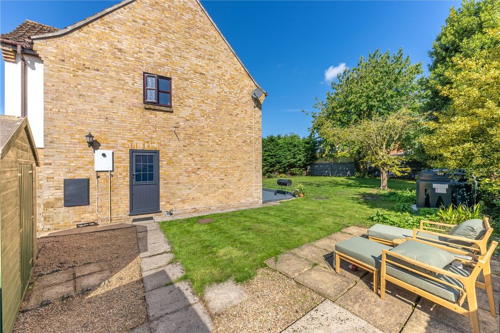 Property photo 2 of 30 Picture No. 04