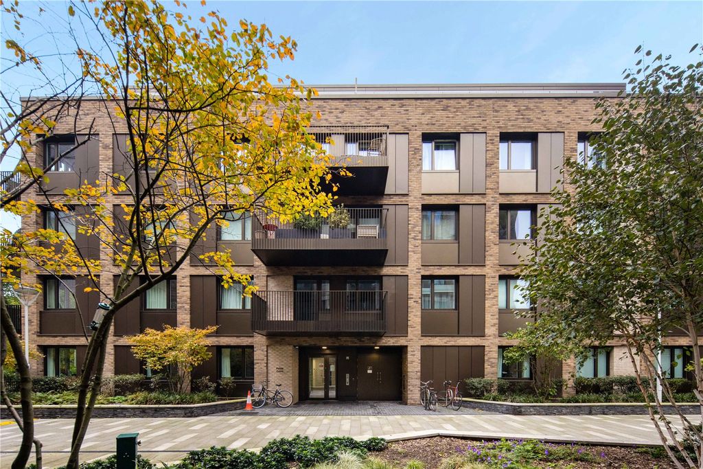 Property photo 1 of 6 Exterior