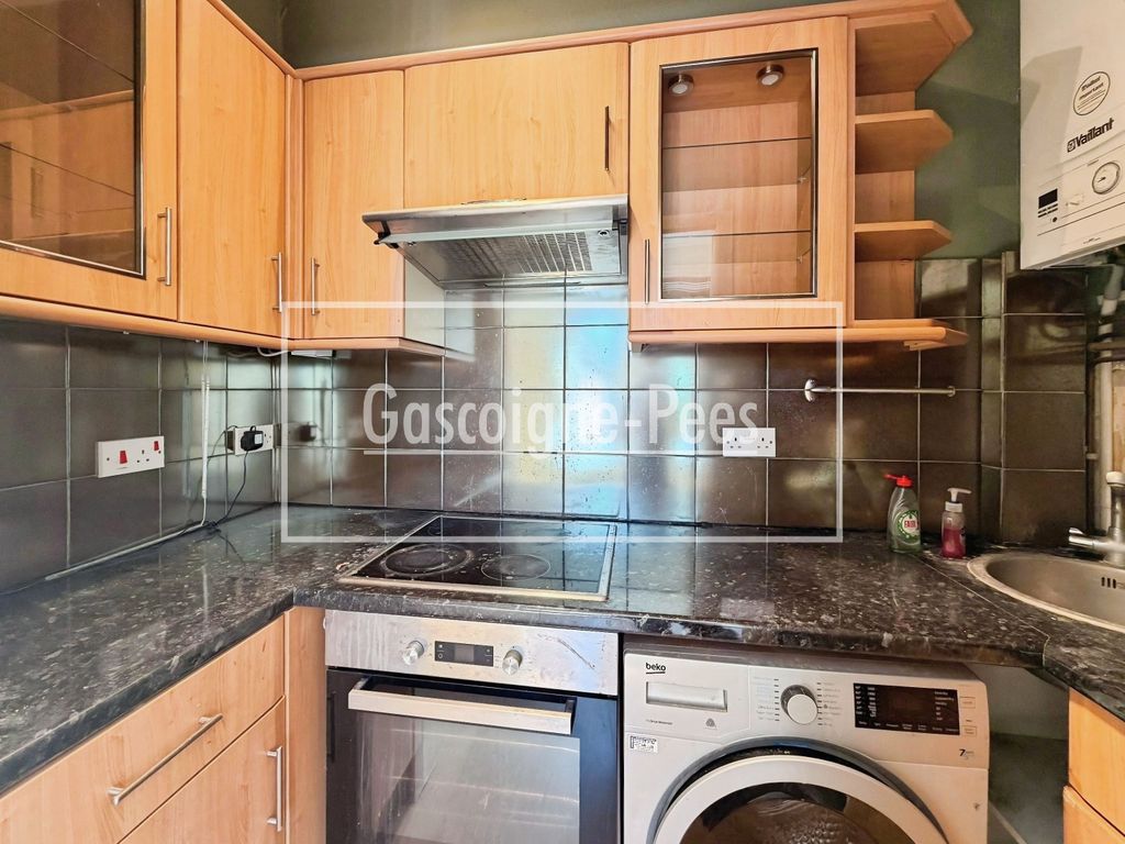 Property photo 3 of 7