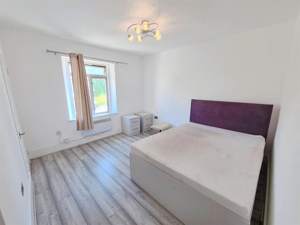 Property photo 3 of 3 -Cdil3Qt2Kadyq-mD9T4Jw.Jpg