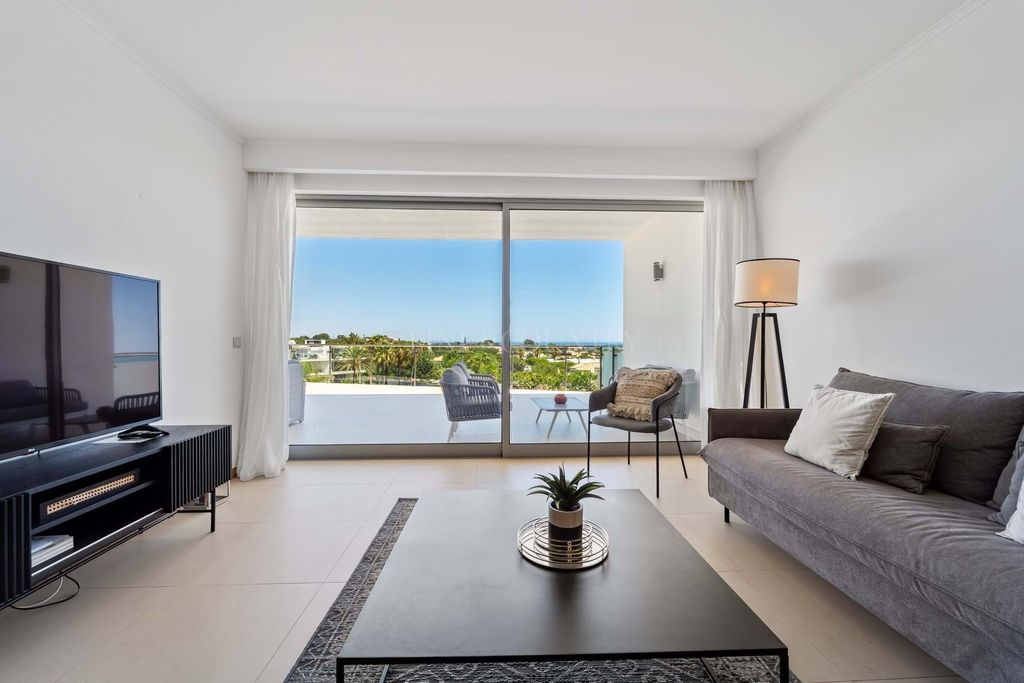 Property photo 3 of 30