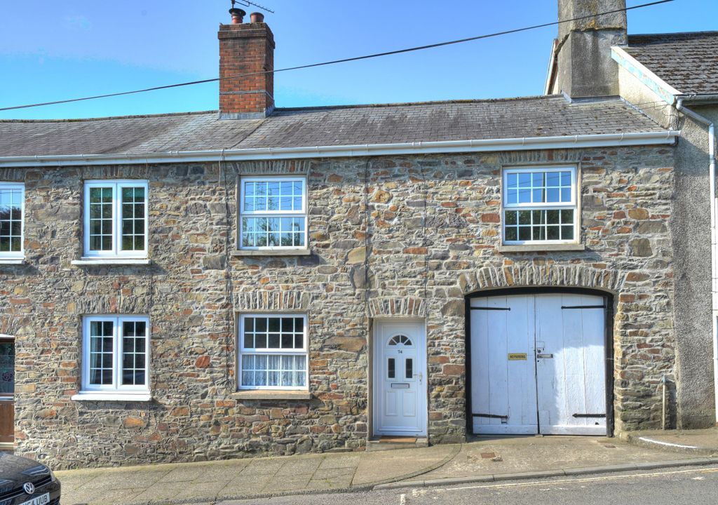 Property photo 1 of 15