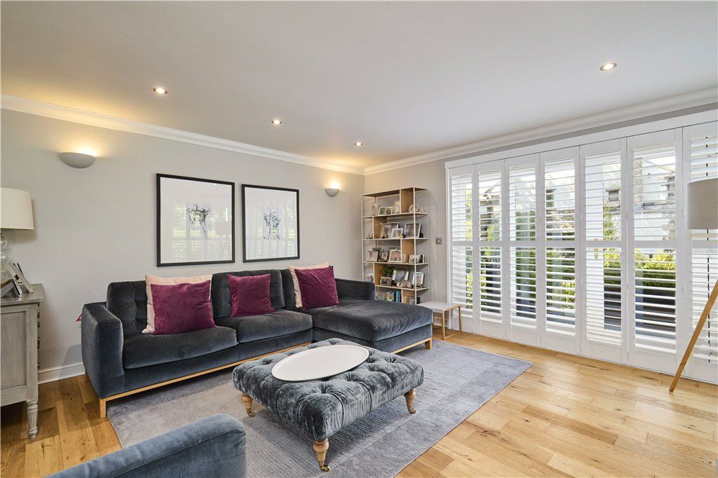 Additional image 5 of 2 bed flat for saleMiddleton Avenue, Ilkley, West Yorkshire LS29