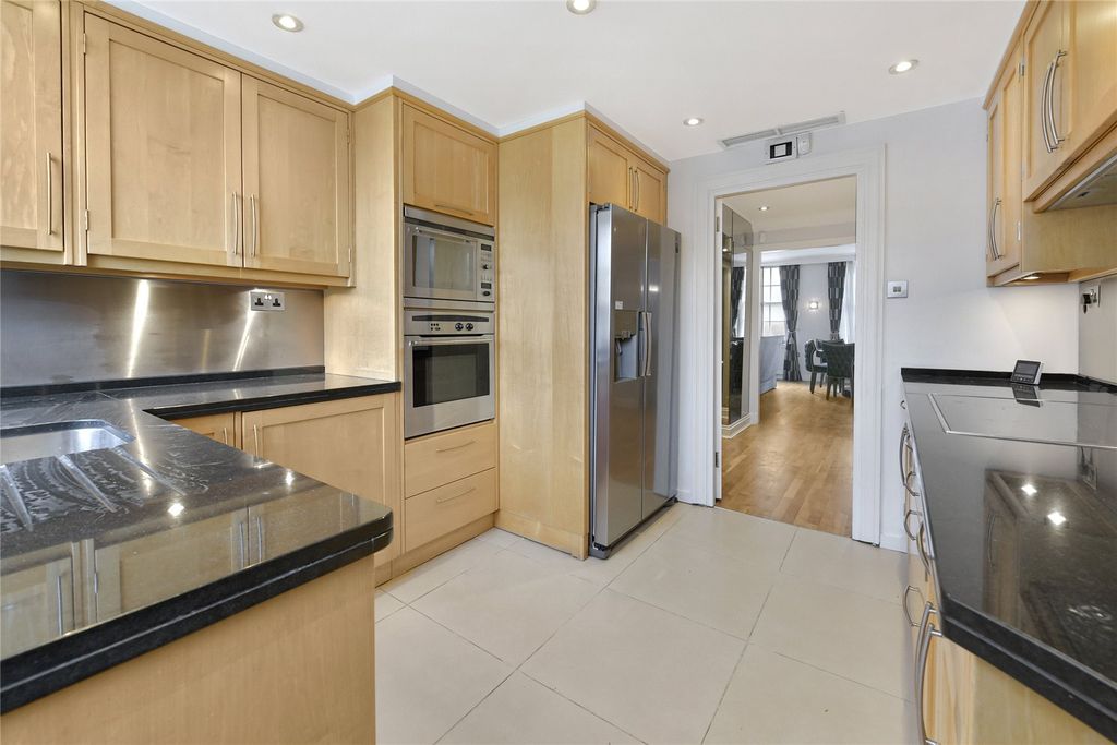 Property photo 3 of 18 Picture No. 03