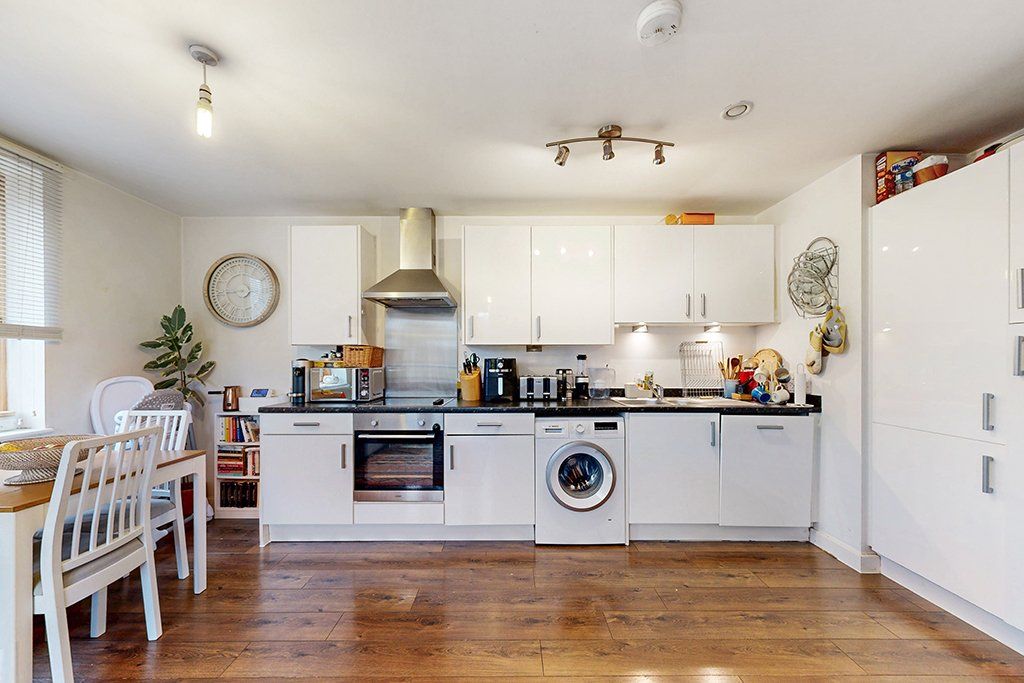 Property photo 3 of 11 Picture No. 10