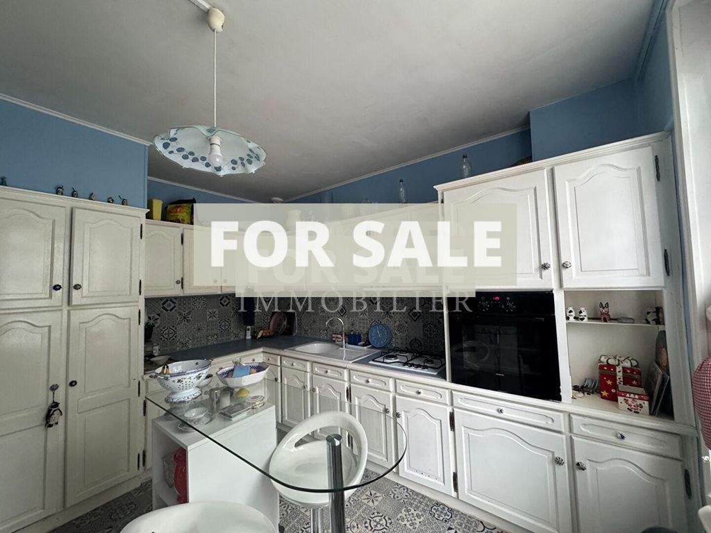 Property photo 2 of 13