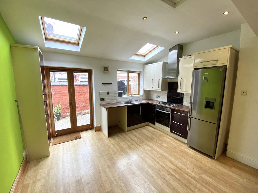 Property photo 2 of 13 Picture No. 05