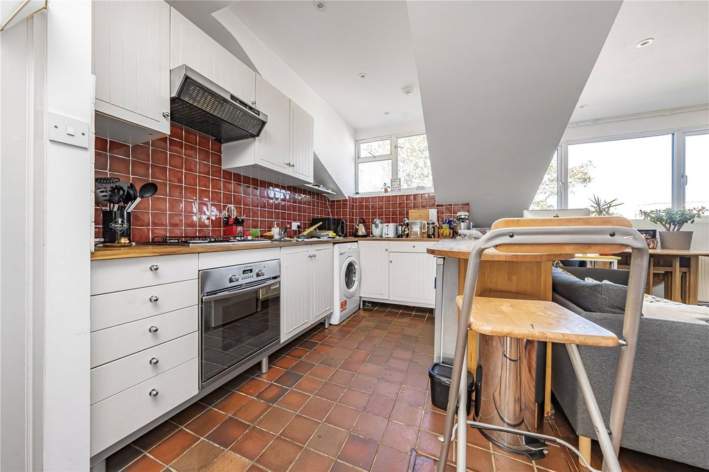 Property photo 2 of 7 Picture No. 06