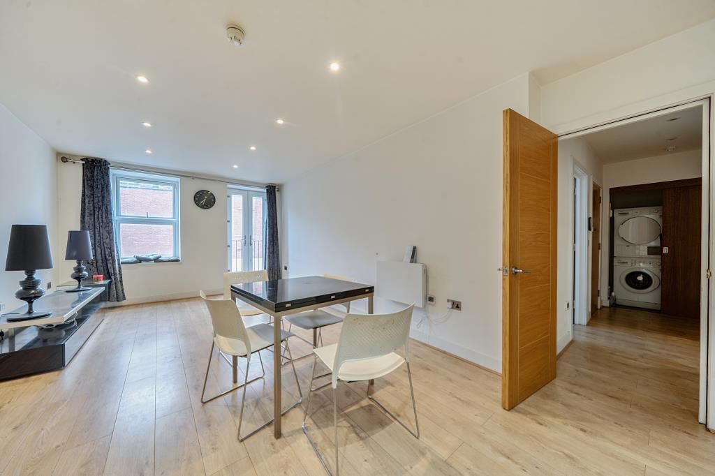 Property photo 3 of 14 Reception/Kitchen