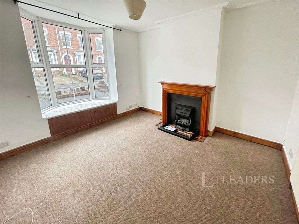 Property photo 2 of 16 Picture No. 15