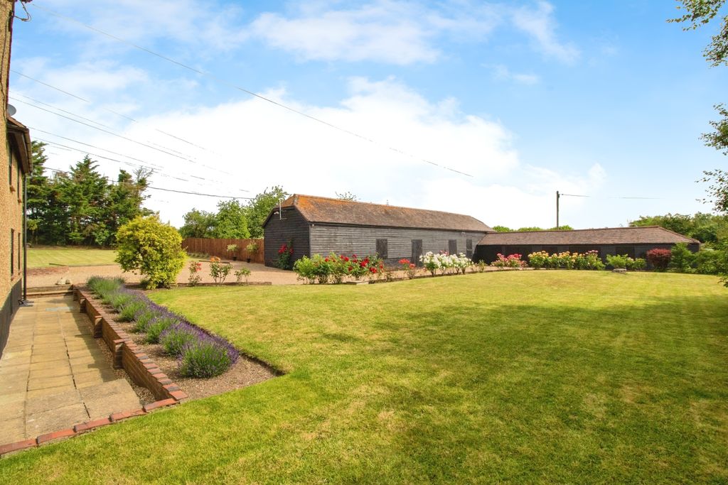 Property photo 2 of 30 Img_4303