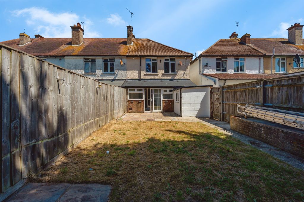 Property photo 2 of 13
