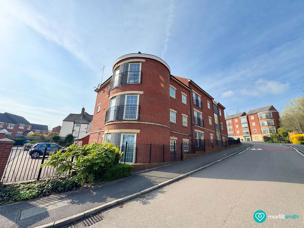 Property photo 2 of 11