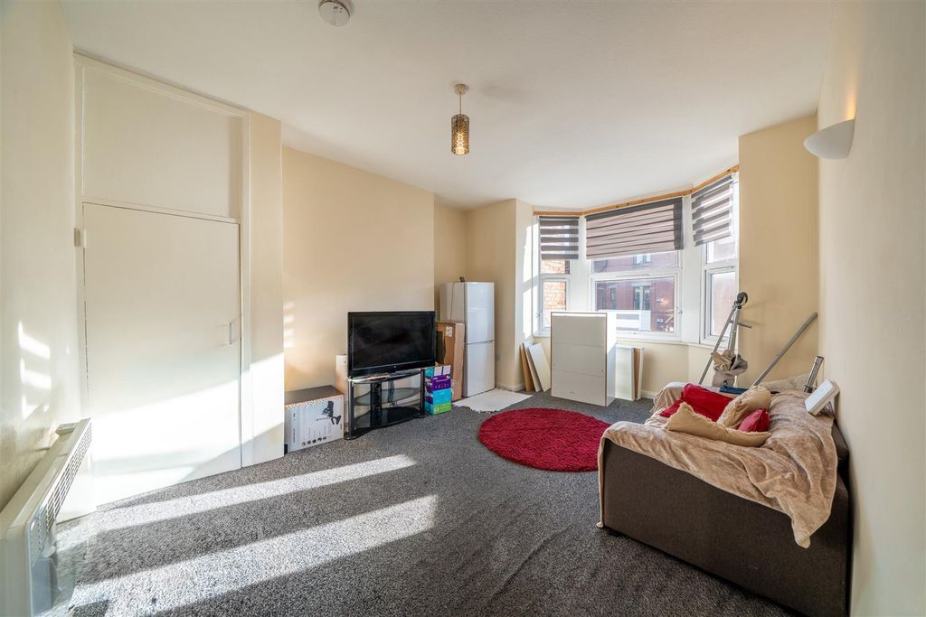 Additional image 9 of 10 bed flat for saleBeech Avenue, New Basford NG7