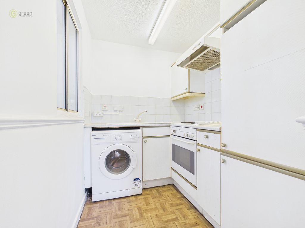 Property photo 3 of 12