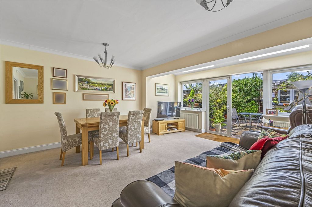 Property photo 3 of 11 Picture No. 01