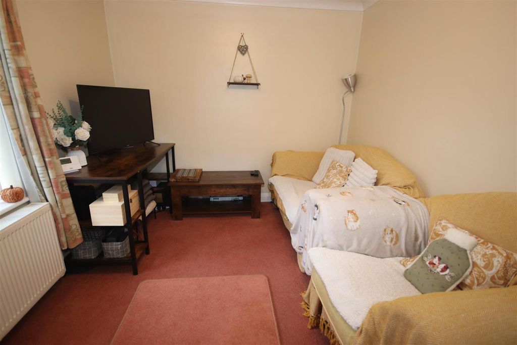 Property photo 3 of 6 Img_8762.Jpg