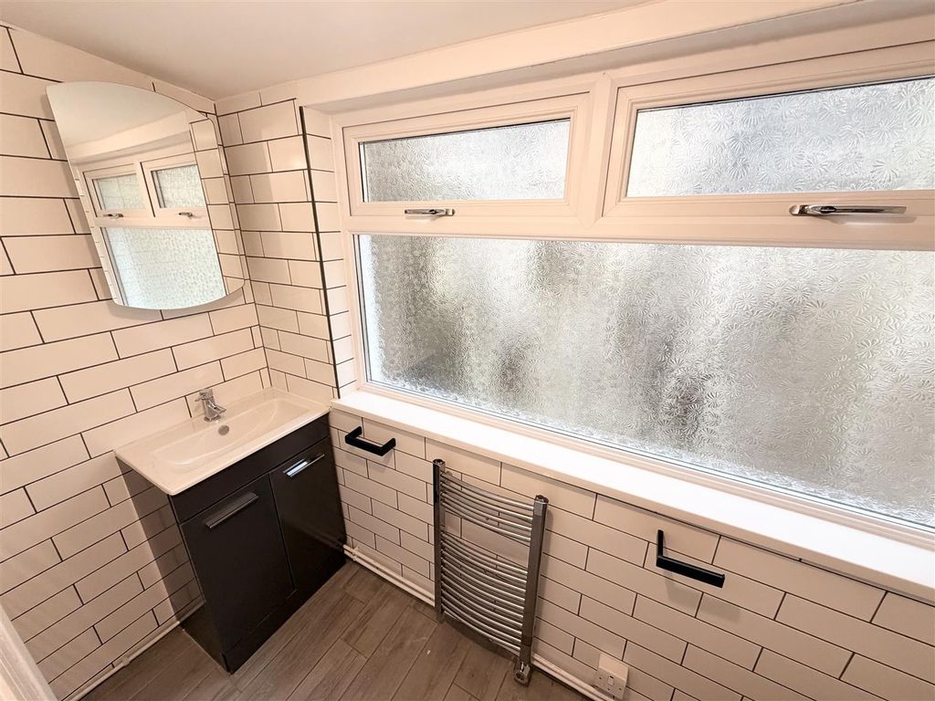 Additional image 10 of 3 bed semi-detached house to rentStation Terrace Maerdy Ferndale, Ferndale CF43