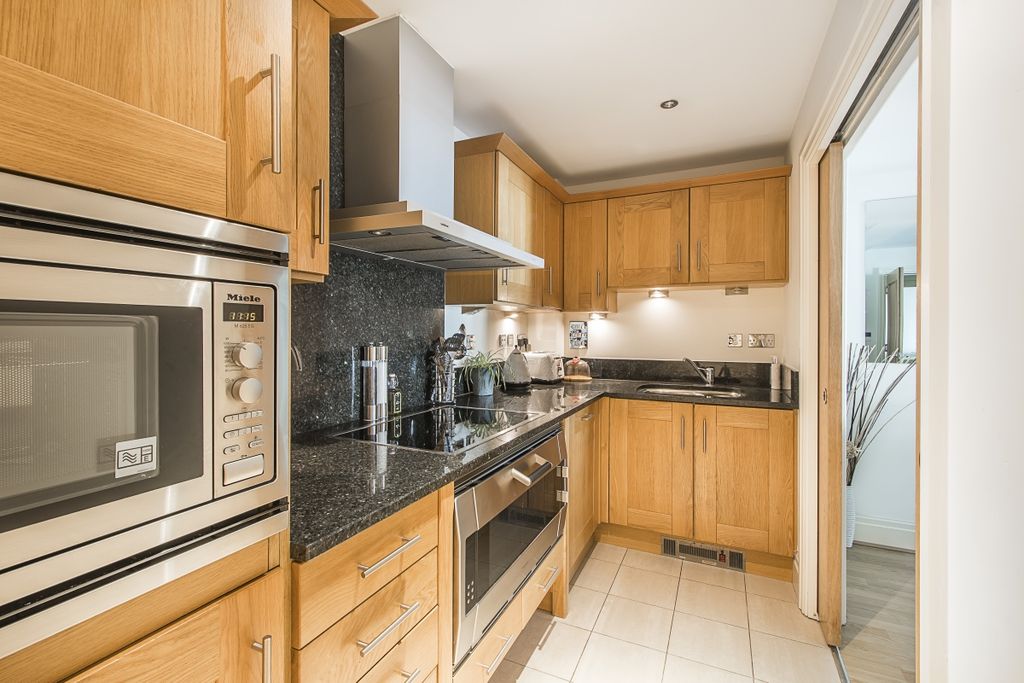 Property photo 3 of 13 -Aspect-006
