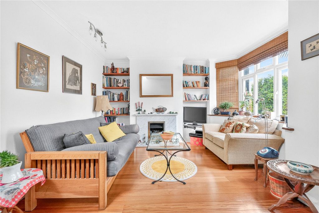 Property photo 3 of 23 Picture No. 07