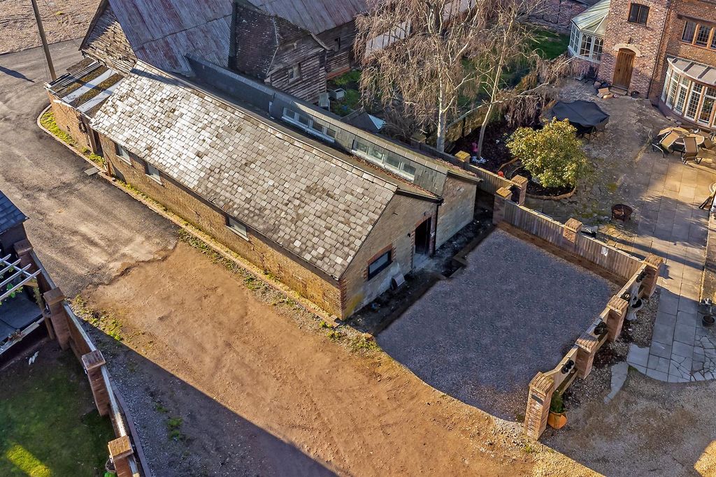 Property photo 3 of 16 Sewellmanoroutbuildings-1.Jpg