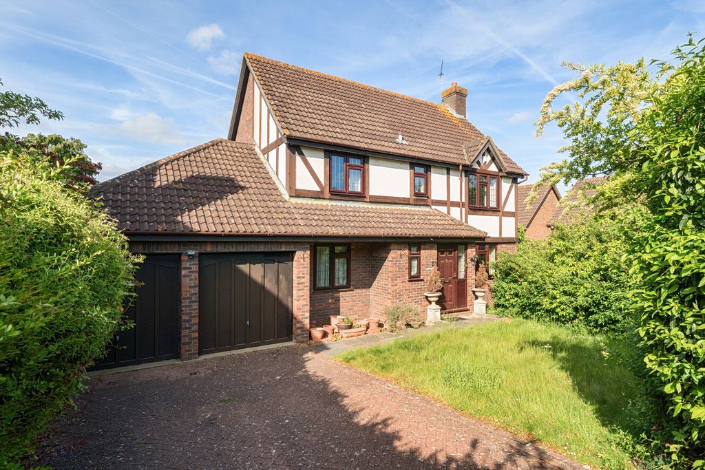 Property photo 1 of 16 1467485-36-6A0F4d...