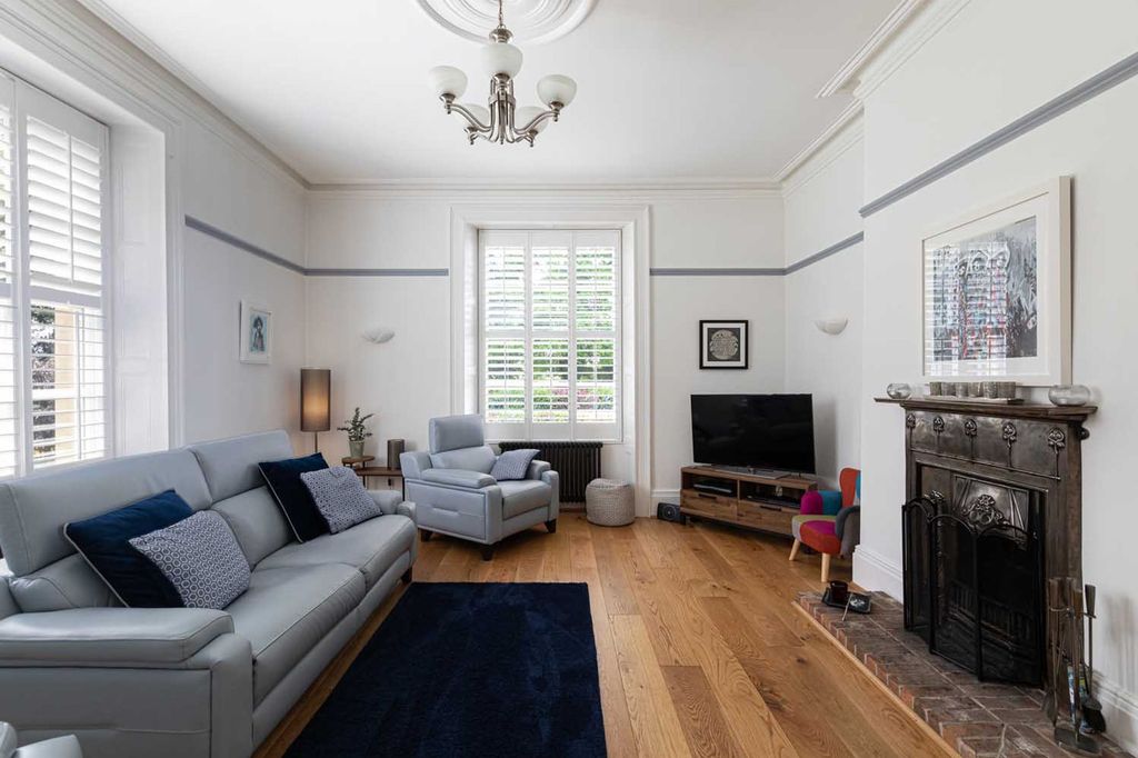 Additional image 7 of 6 bed detached house for saleMoor House, Main Road, Ryton, Northumberland NE40