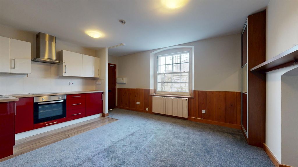 Property photo 2 of 7 12192025_103941.Jpg