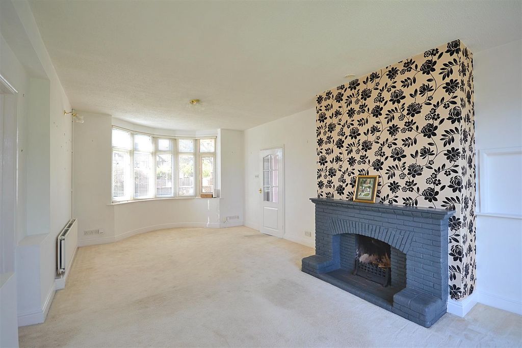 Property photo 2 of 14 7 (86).Png